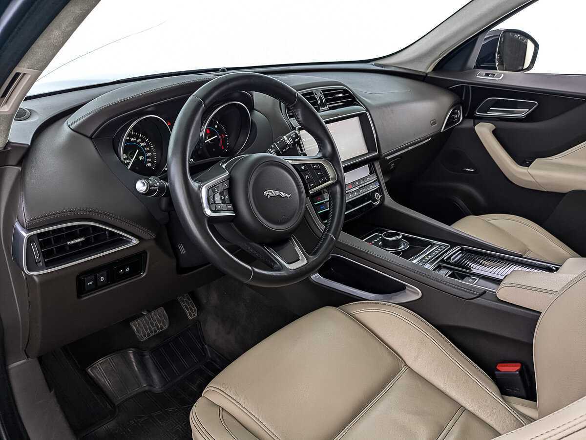 Купить Jaguar F-Pace с пробегом. Фото: #14