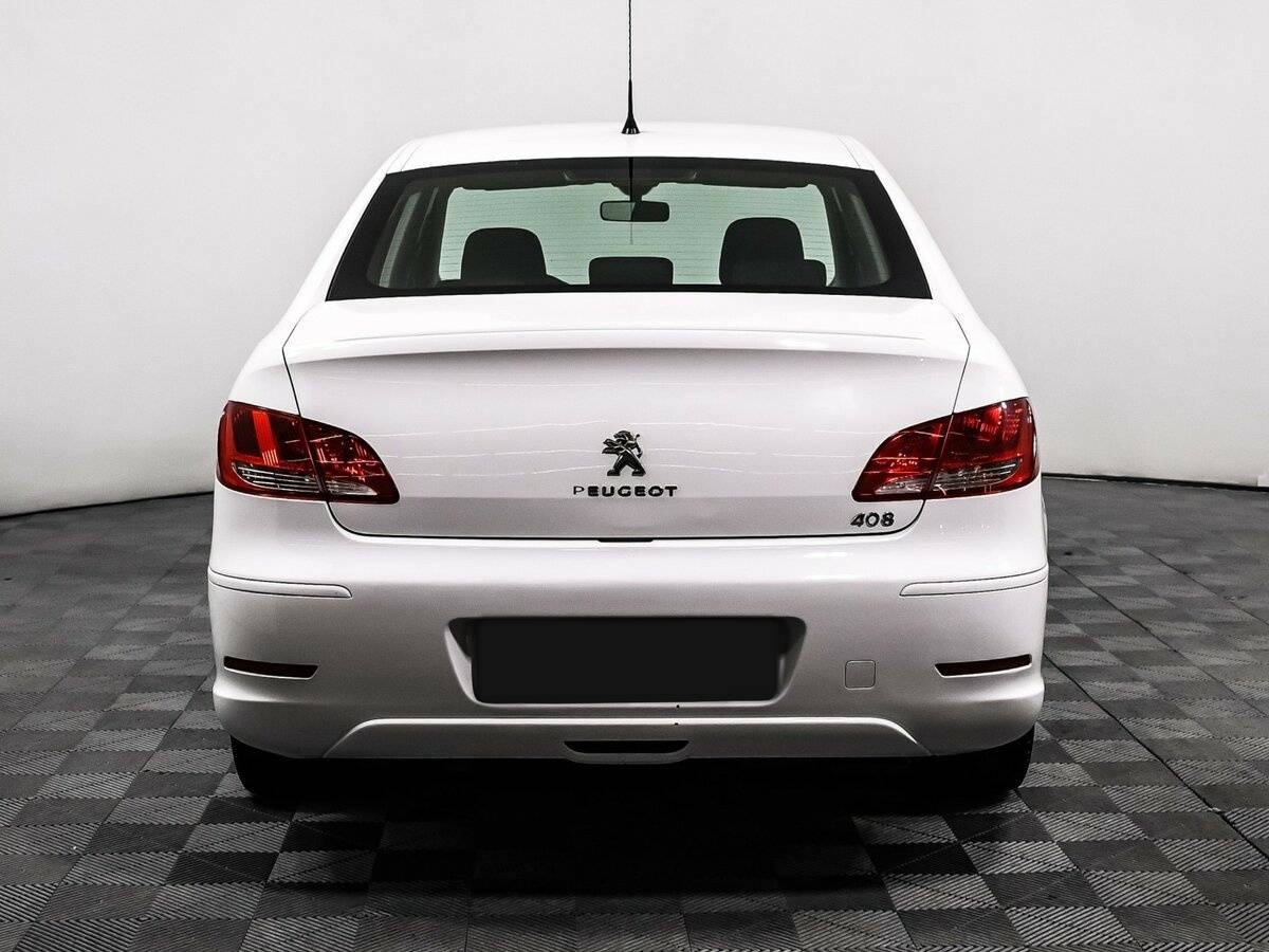 Купить Peugeot 408 с пробегом. Фото: #5