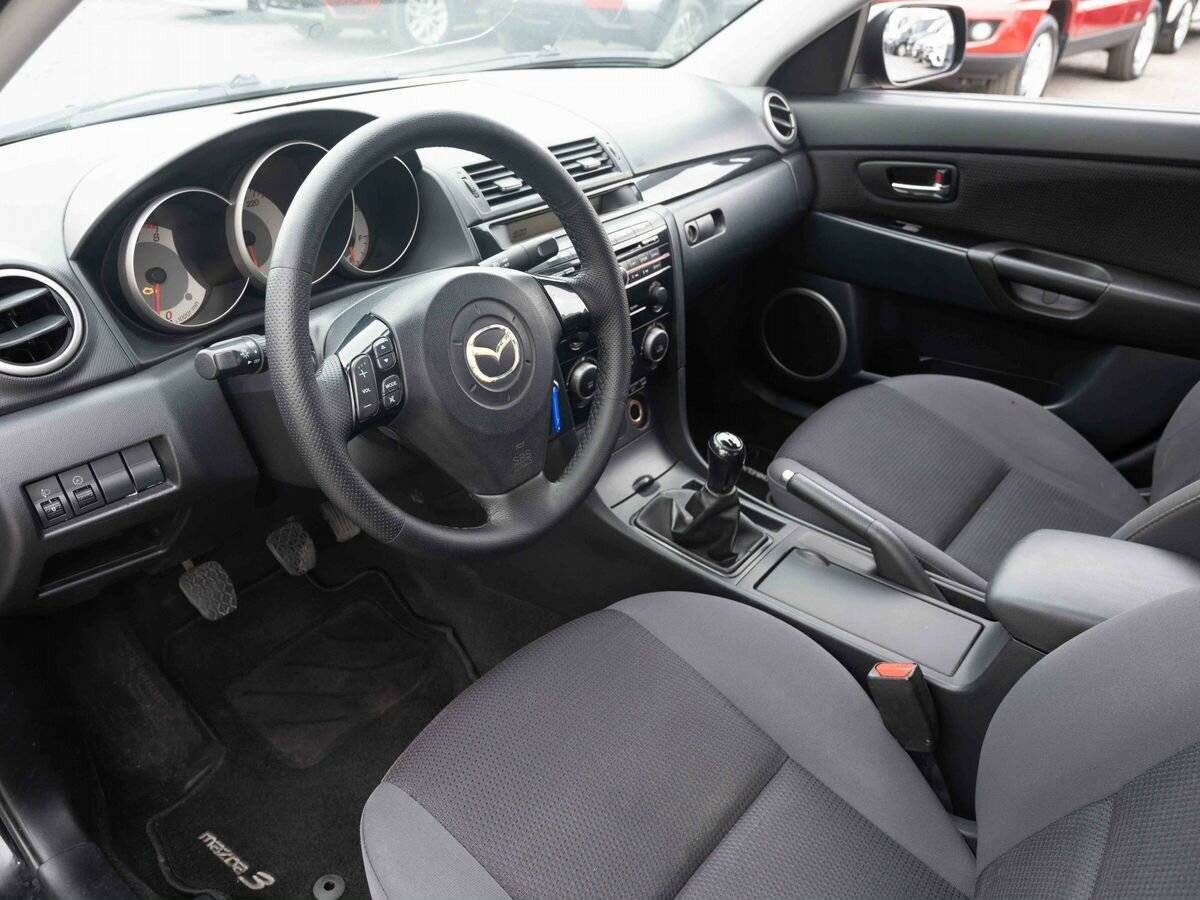Купить Mazda 3 с пробегом. Фото: #7