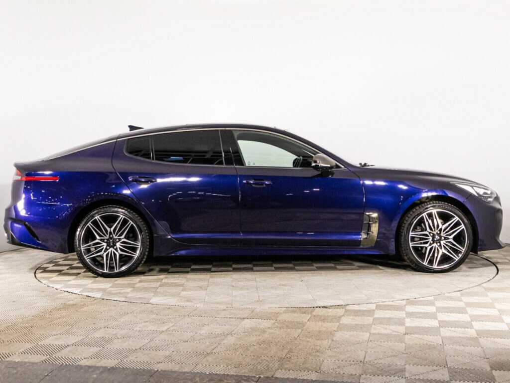 Купить Kia Stinger с пробегом. Фото: #3