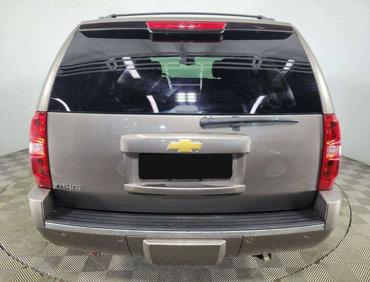 Купить Chevrolet Tahoe с пробегом. Фото: #2