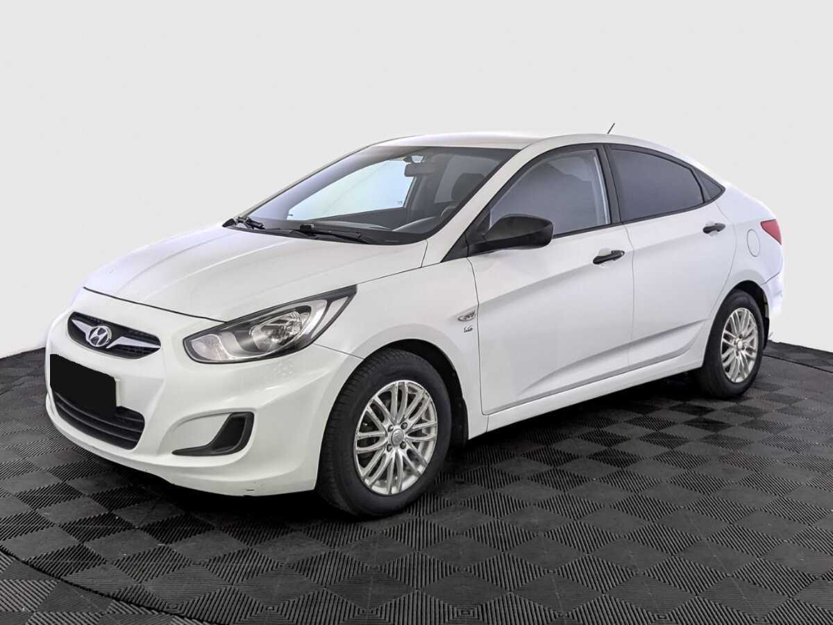 Купить Hyundai Solaris с пробегом. Посмотреть фото
