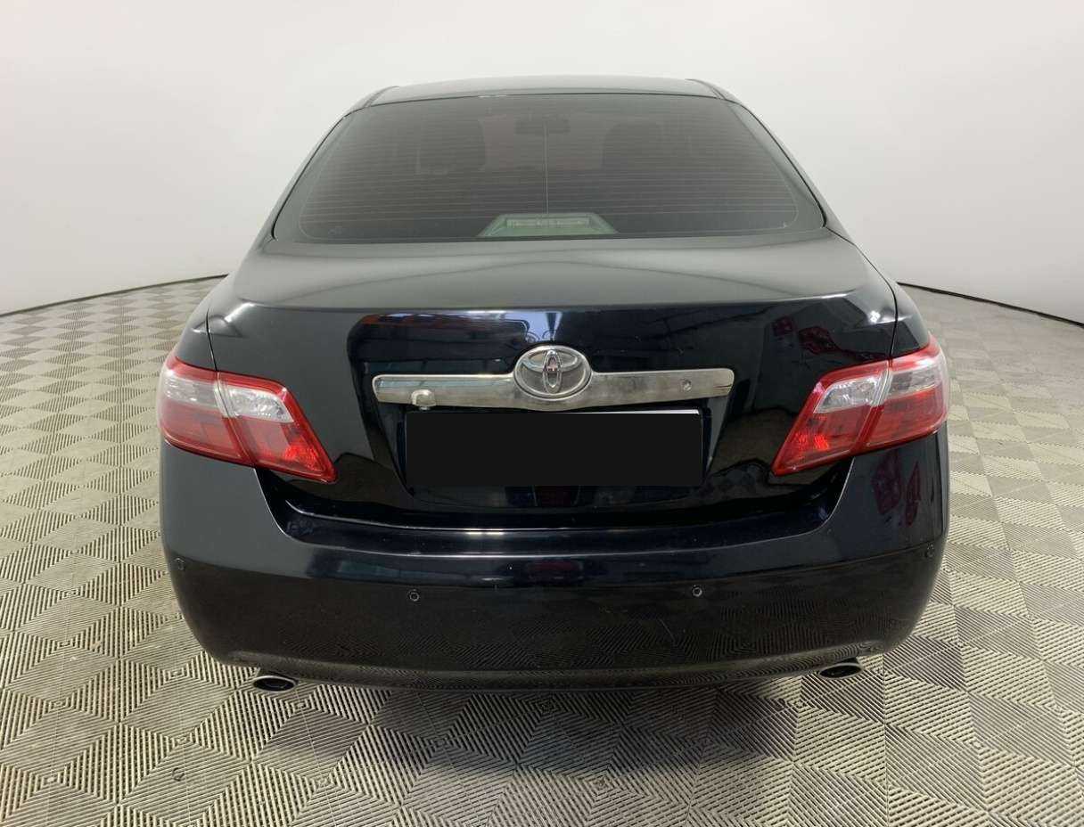 Купить Toyota Camry с пробегом. Фото: #4