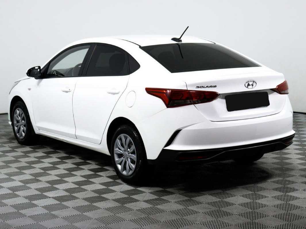 Купить Hyundai Solaris с пробегом. Фото: #6