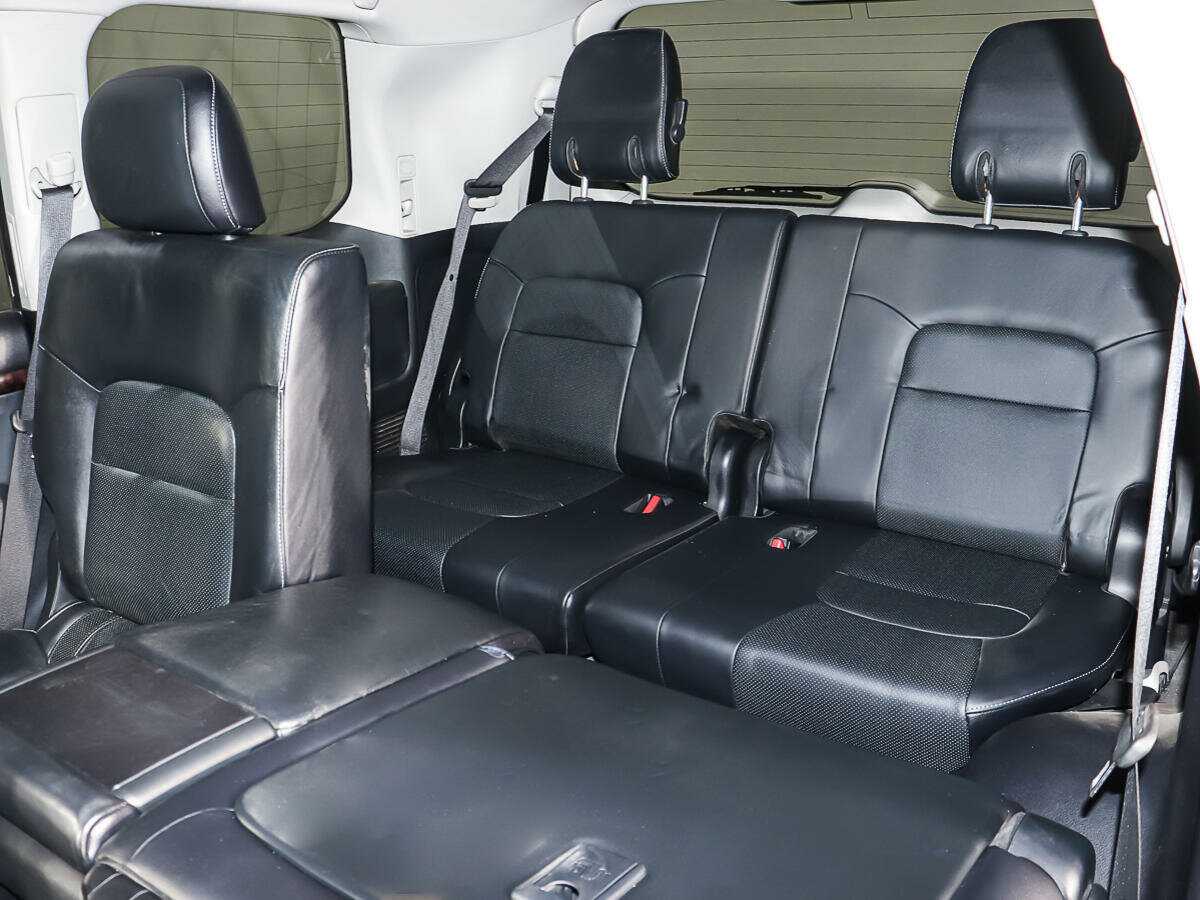 Купить Toyota Land Cruiser с пробегом. Фото: #13