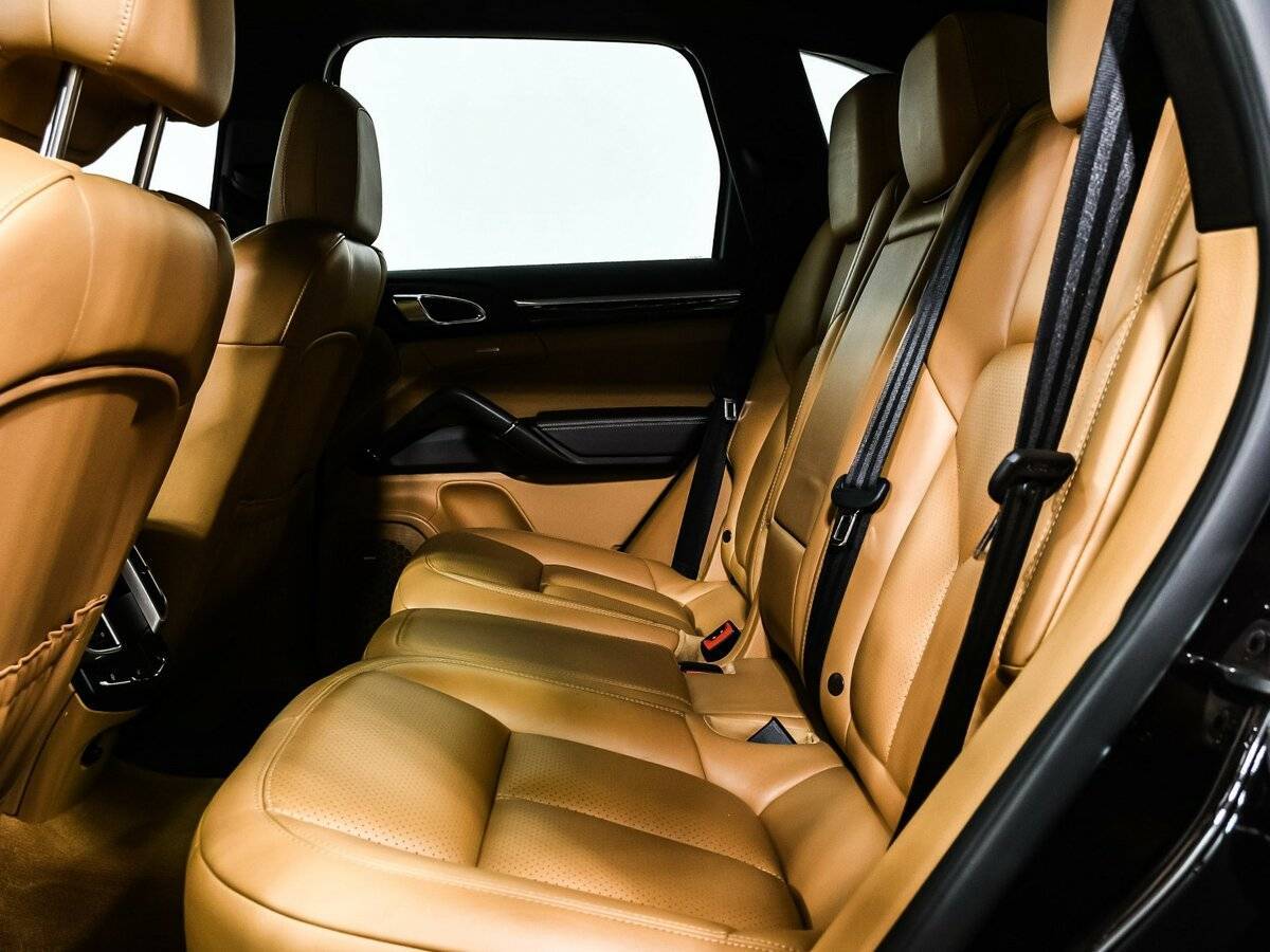 Купить Porsche Cayenne с пробегом. Фото: #11