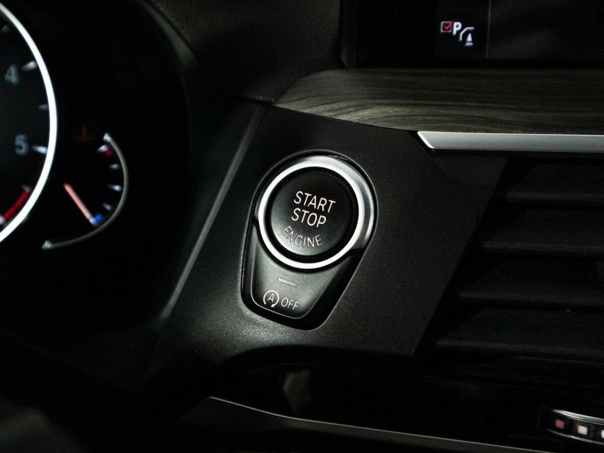 Купить BMW X3 с пробегом. Фото: #26