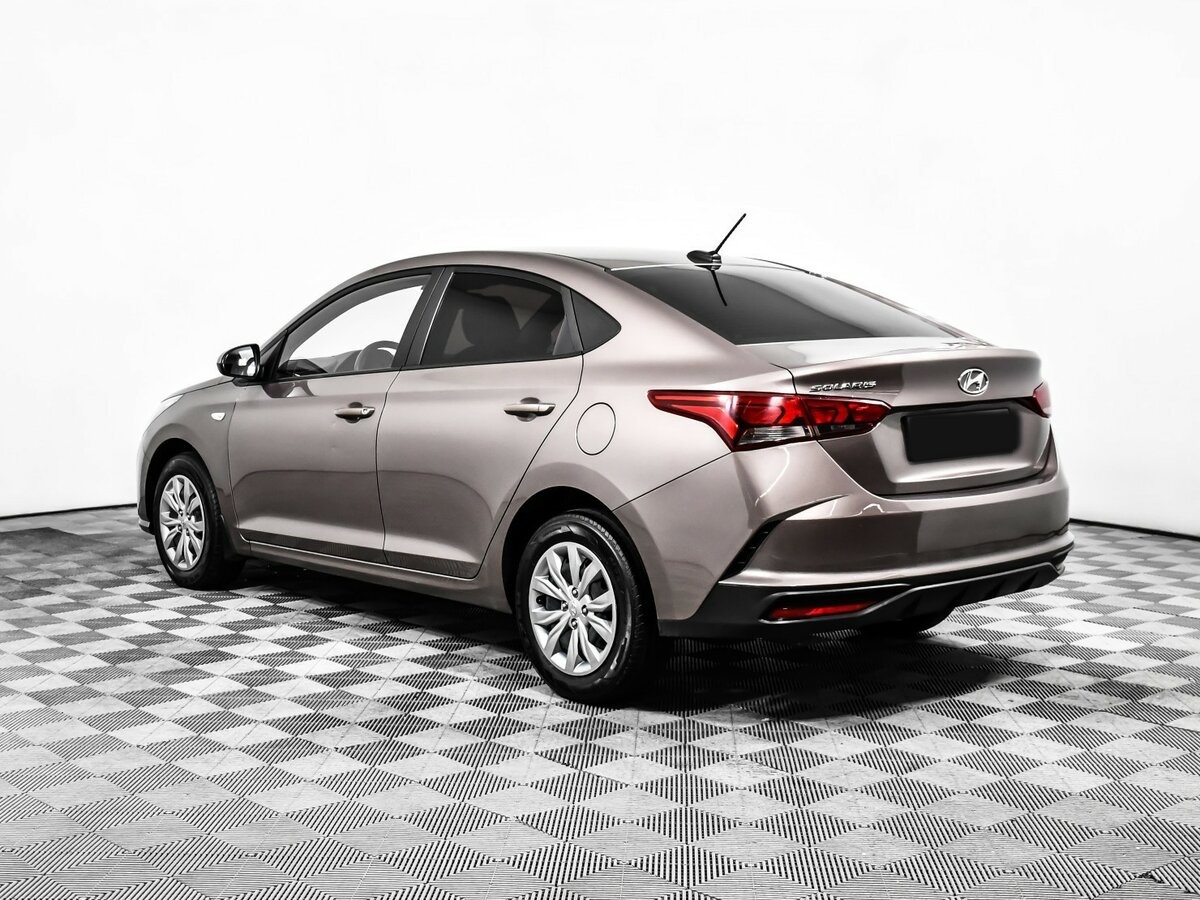 Купить Hyundai Solaris с пробегом. Фото: #5