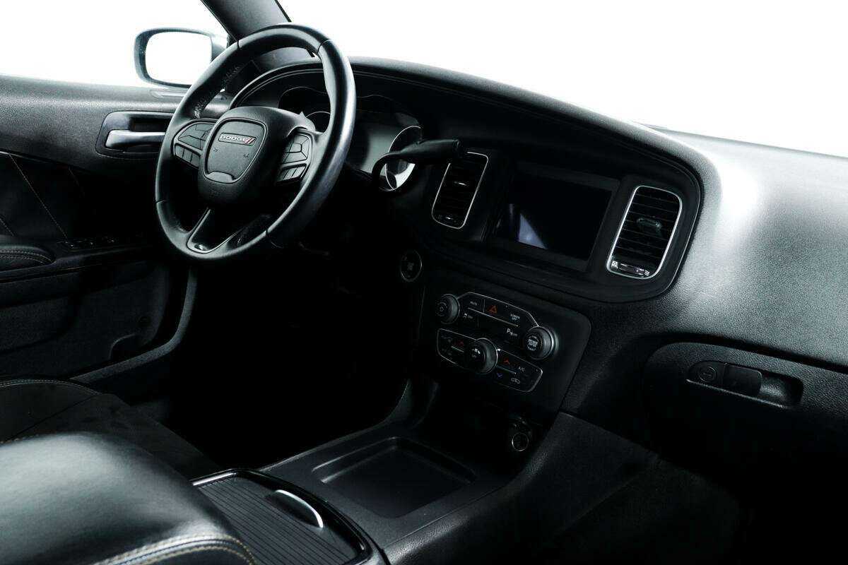 Купить Dodge Charger с пробегом. Фото: #8
