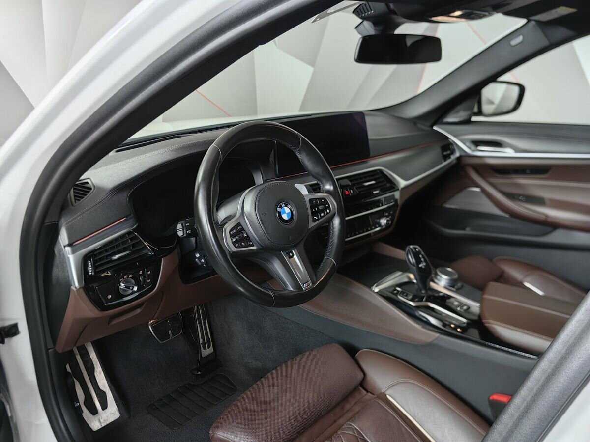 Купить BMW 5 серии с пробегом. Фото: #12