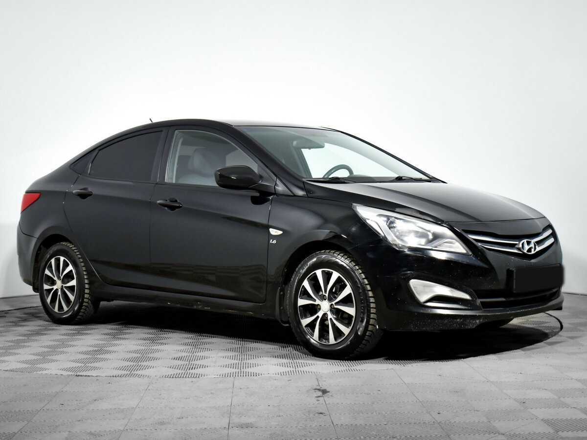 Купить Hyundai Solaris с пробегом. Фото: #2