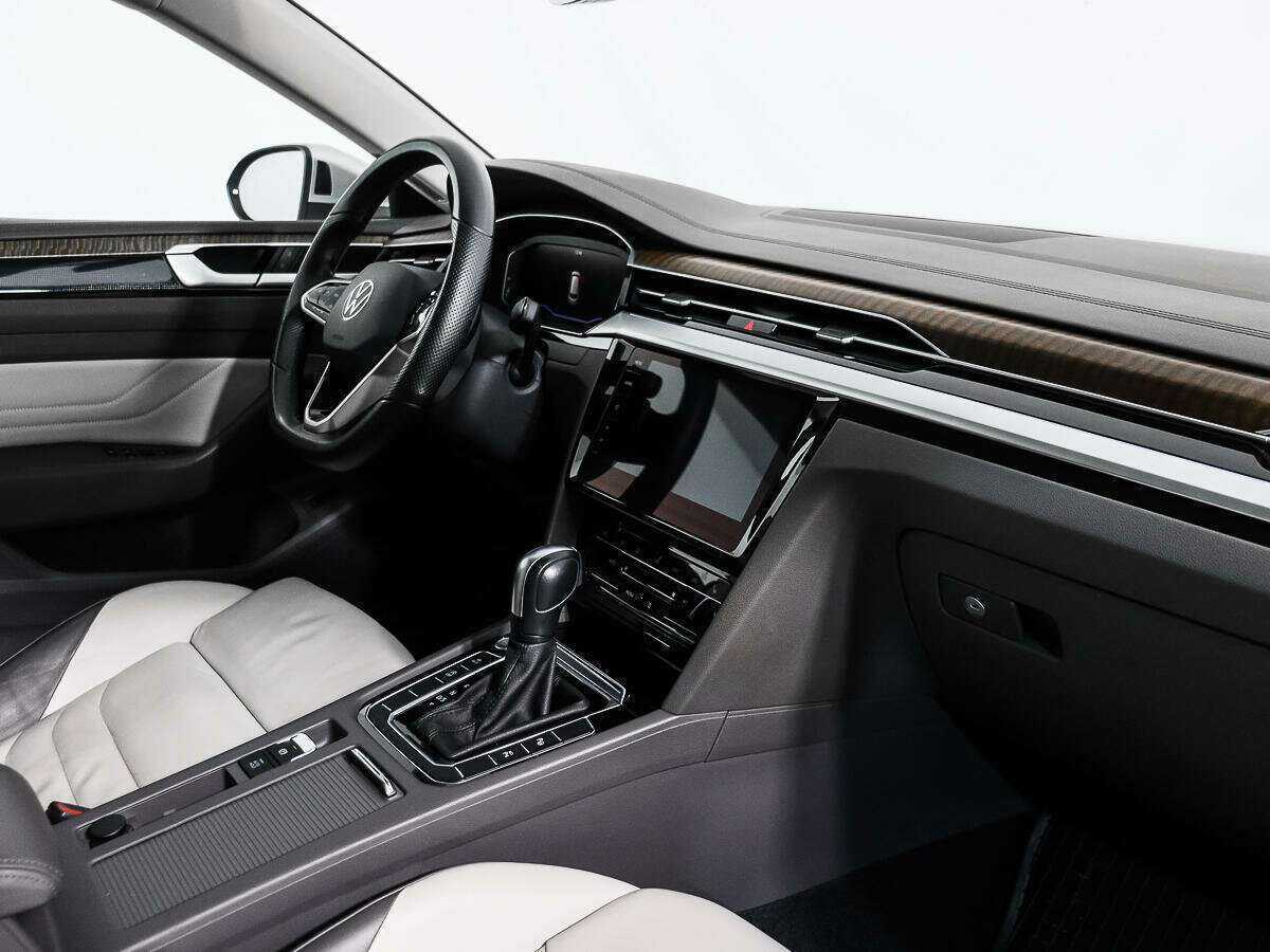 Купить Volkswagen Arteon с пробегом. Фото: #13