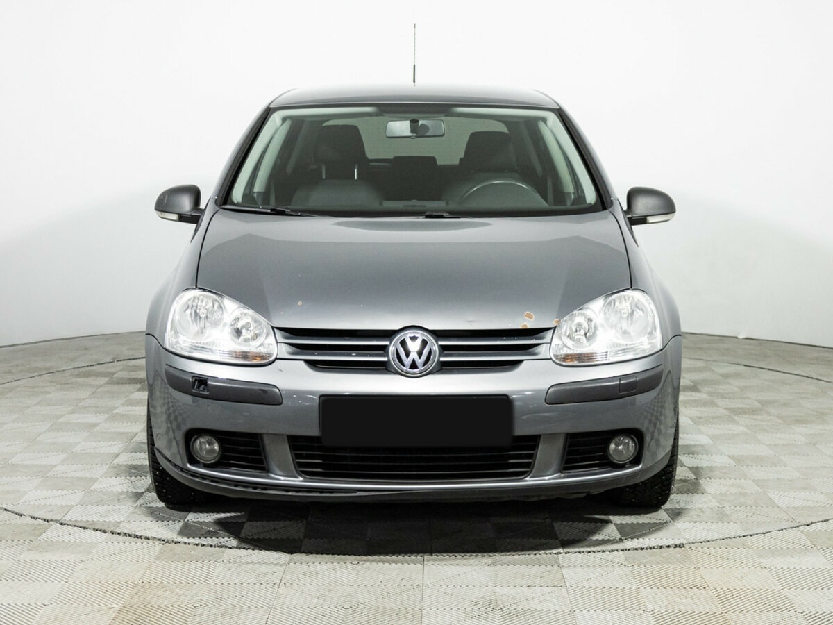 Купить Volkswagen Golf с пробегом. Фото: #1