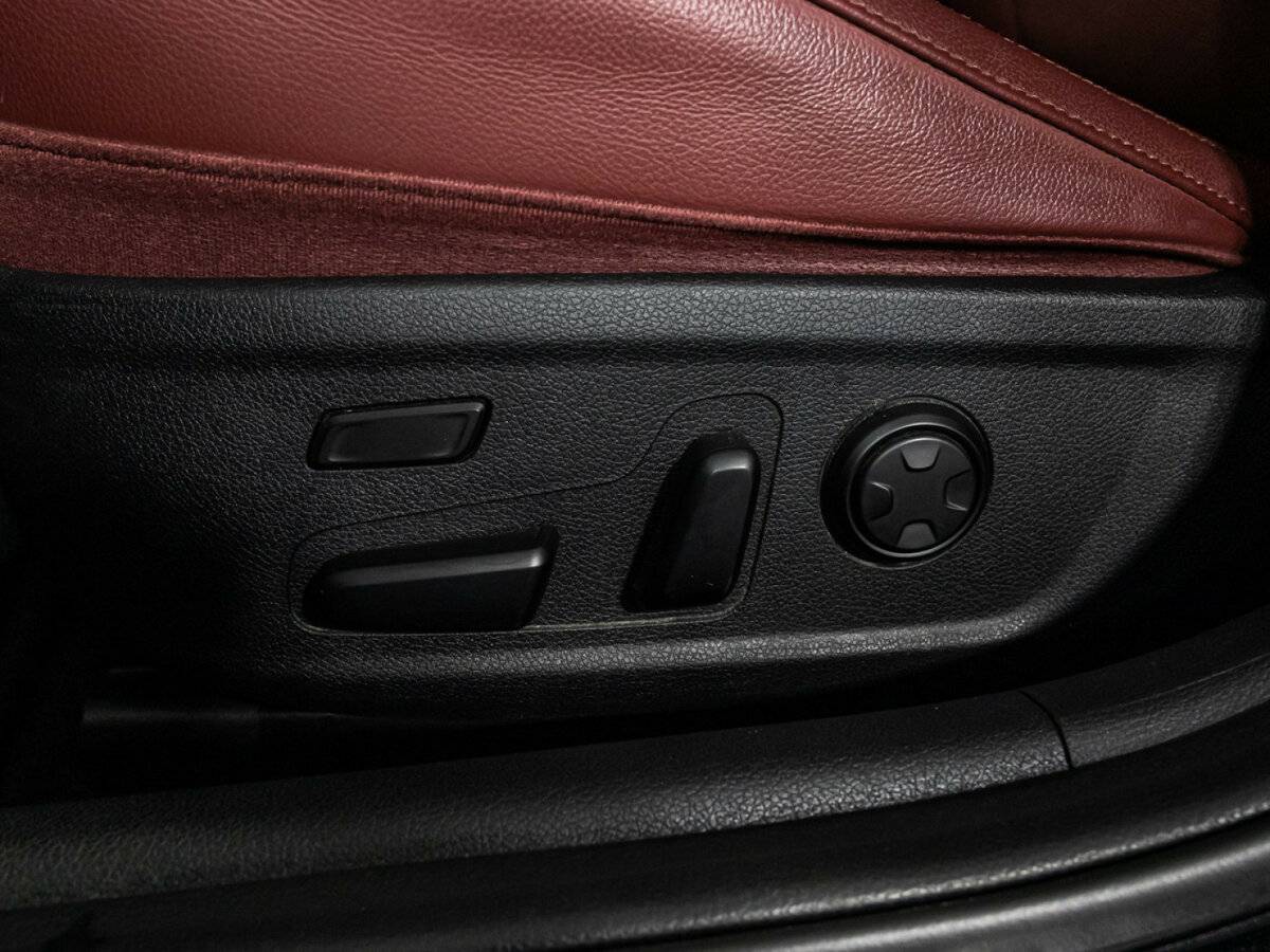 Купить Kia Stinger с пробегом. Фото: #16