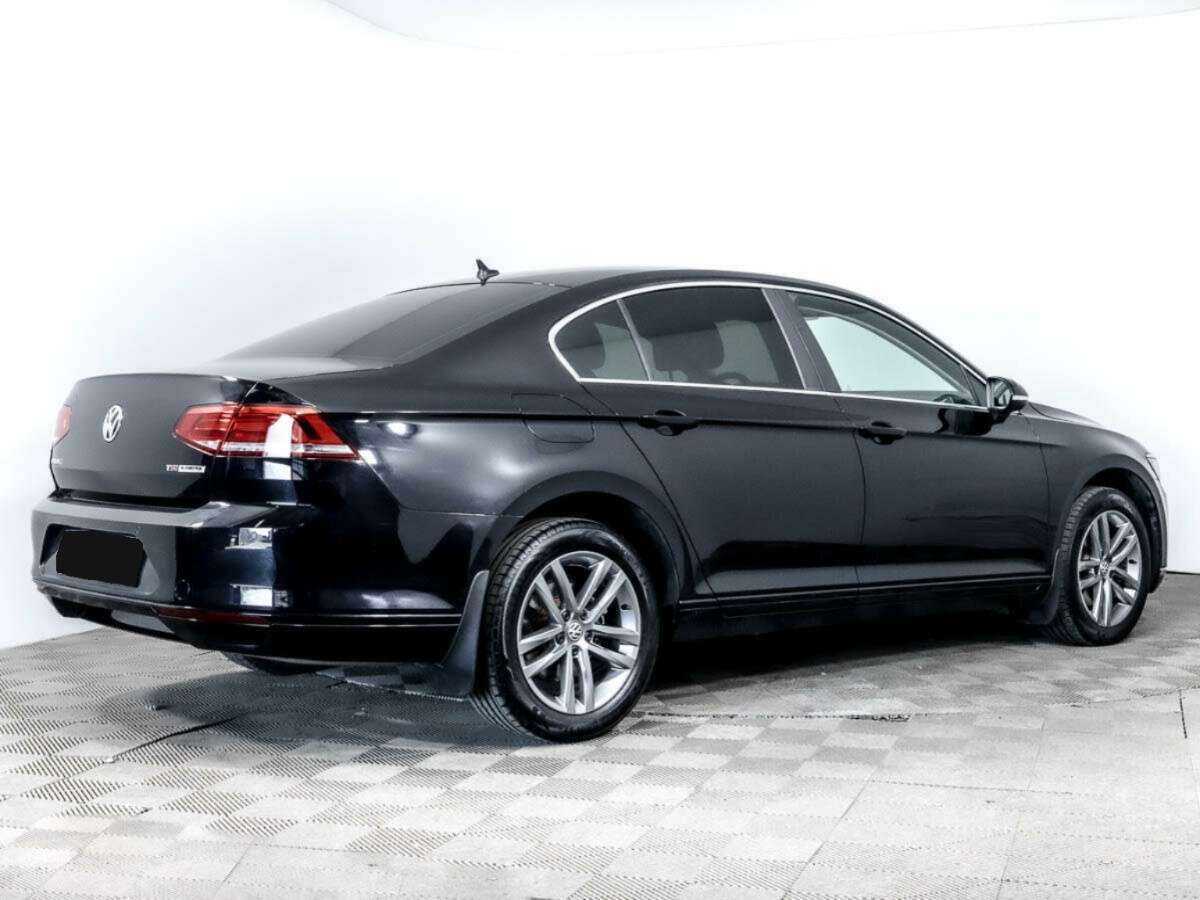 Купить Volkswagen Passat с пробегом. Фото: #3