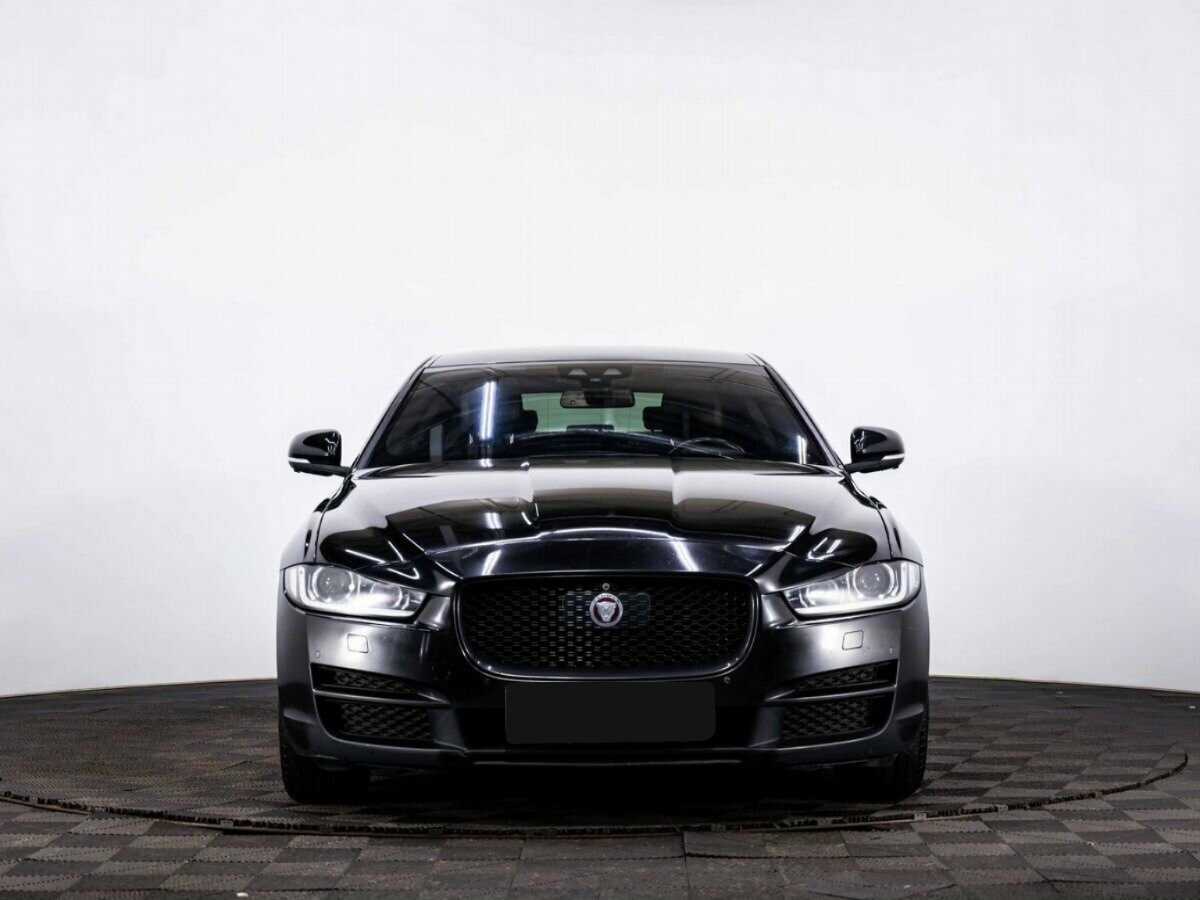 Купить Jaguar XE с пробегом. Фото: #1