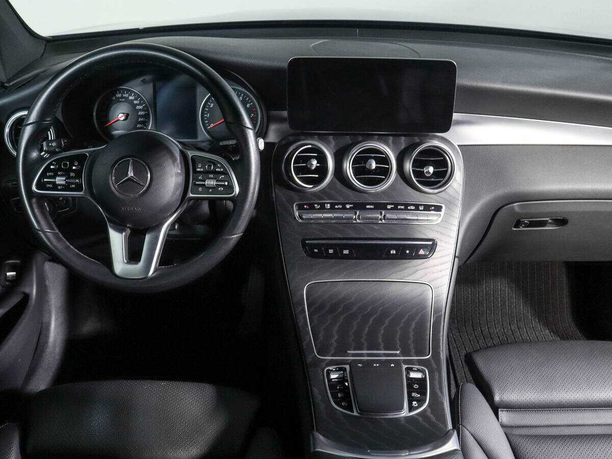 Купить Mercedes-Benz GLC с пробегом. Фото: #10
