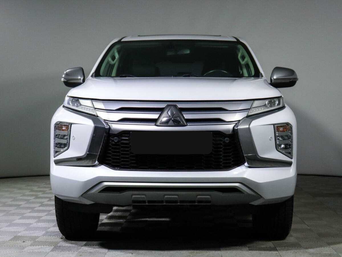 Купить Mitsubishi Pajero Sport с пробегом. Фото: #1