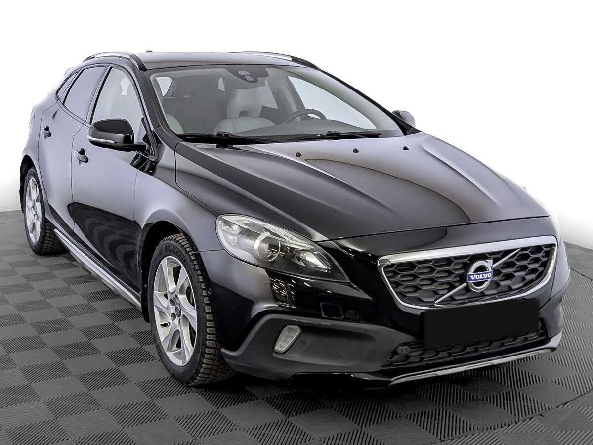 Купить Volvo V40 с пробегом. Фото: #2