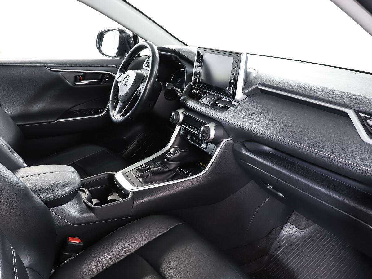 Купить Toyota RAV4 с пробегом. Фото: #8