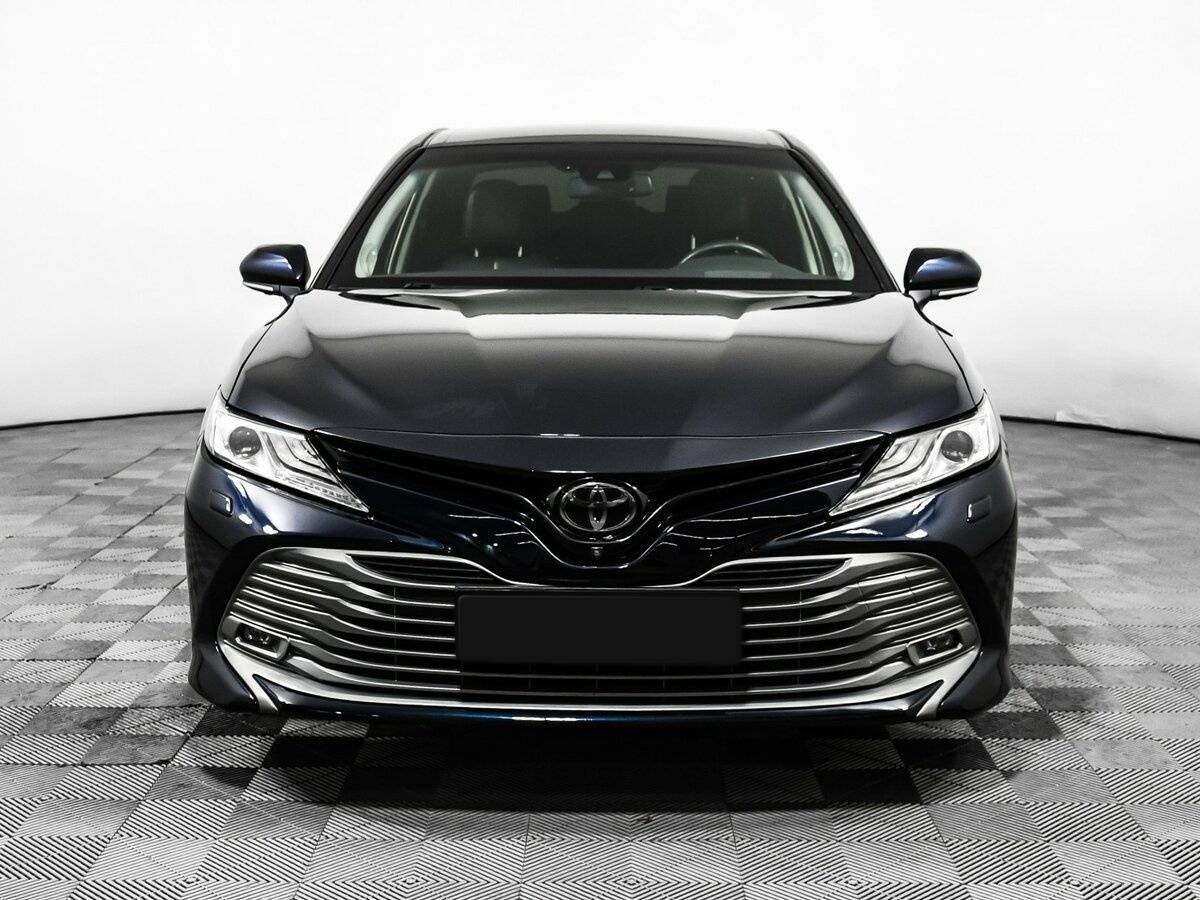 Купить Toyota Camry с пробегом. Фото: #1