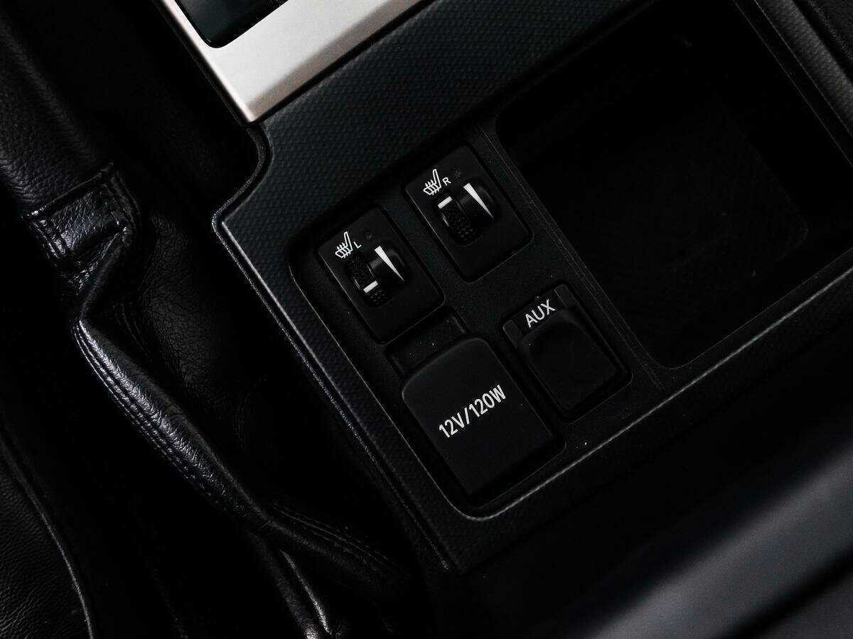 Купить Toyota Land Cruiser Prado с пробегом. Фото: #11