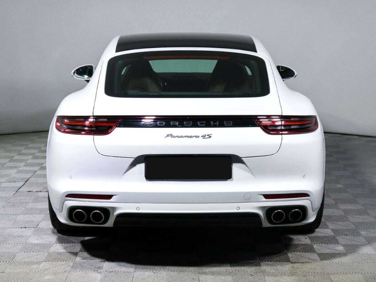 Купить Porsche Panamera с пробегом. Фото: #2