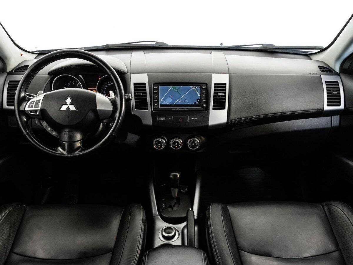 Купить Mitsubishi Outlander с пробегом. Фото: #9