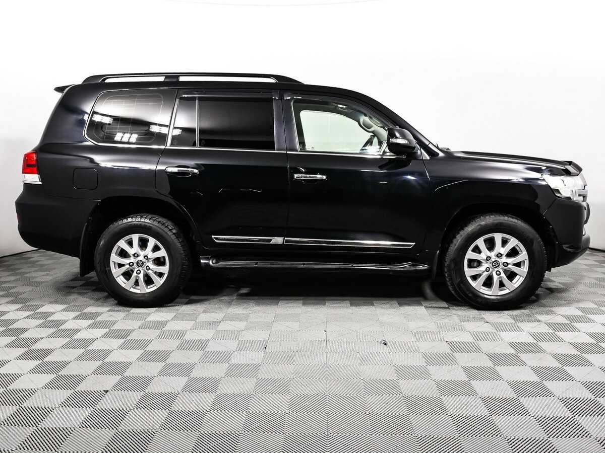Купить Toyota Land Cruiser с пробегом. Фото: #3