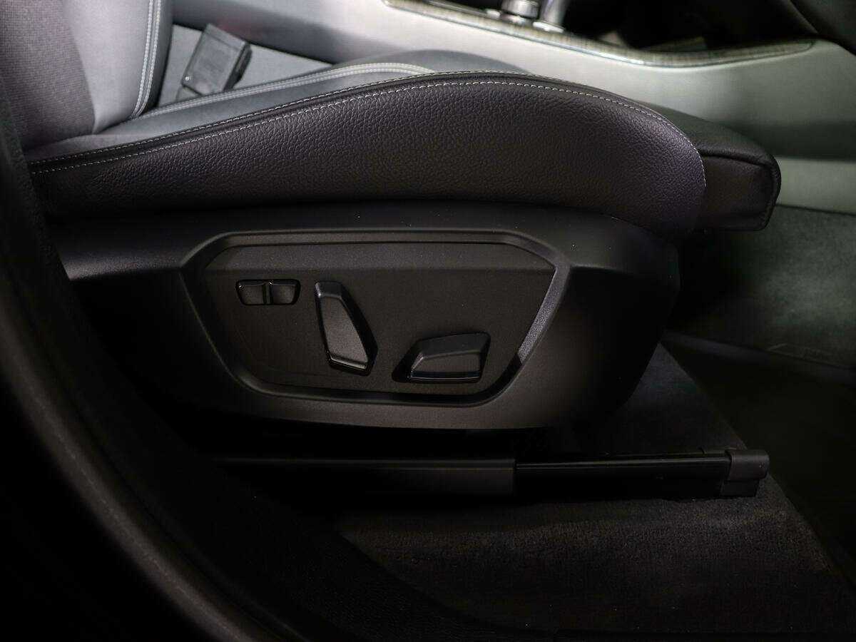 Купить BMW X4 с пробегом. Фото: #12