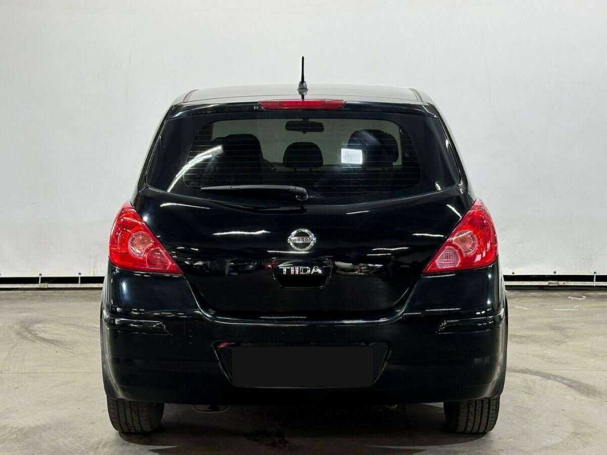 Купить Nissan Tiida с пробегом. Фото: #5