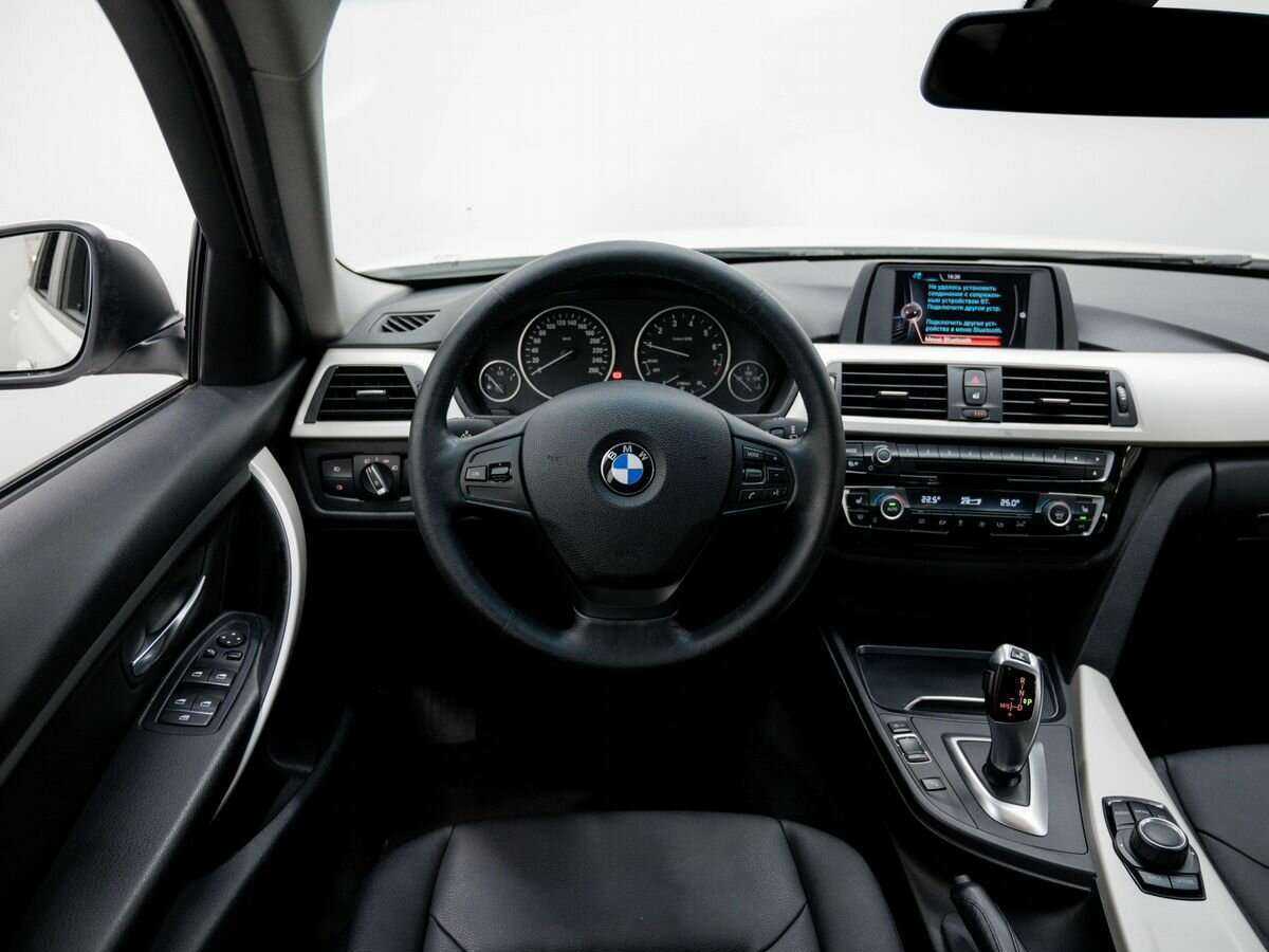 Купить BMW 3 серии с пробегом. Фото: #10