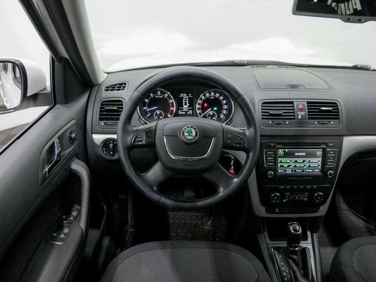 Купить Skoda Yeti с пробегом. Фото: #9