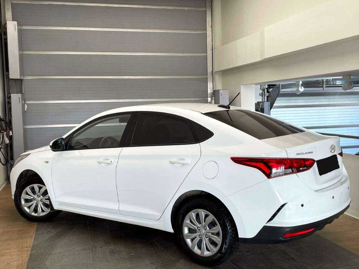 Купить Hyundai Solaris с пробегом. Фото: #5
