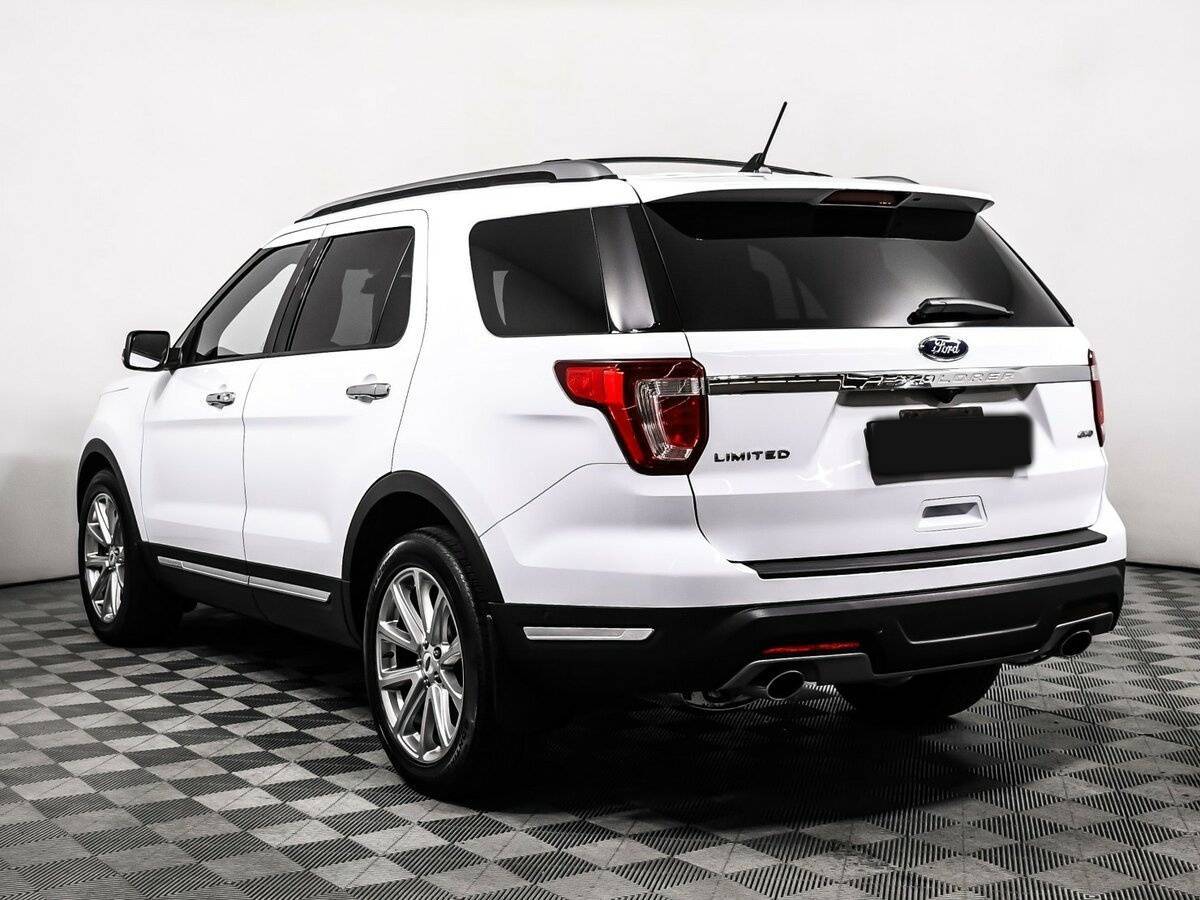 Купить Ford Explorer с пробегом. Фото: #6