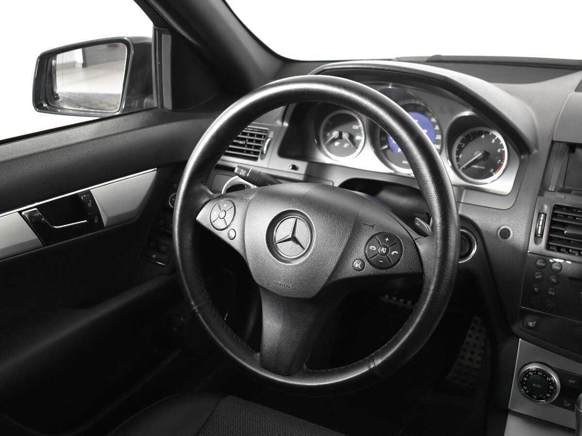 Купить Mercedes-Benz C-Класс с пробегом. Фото: #9