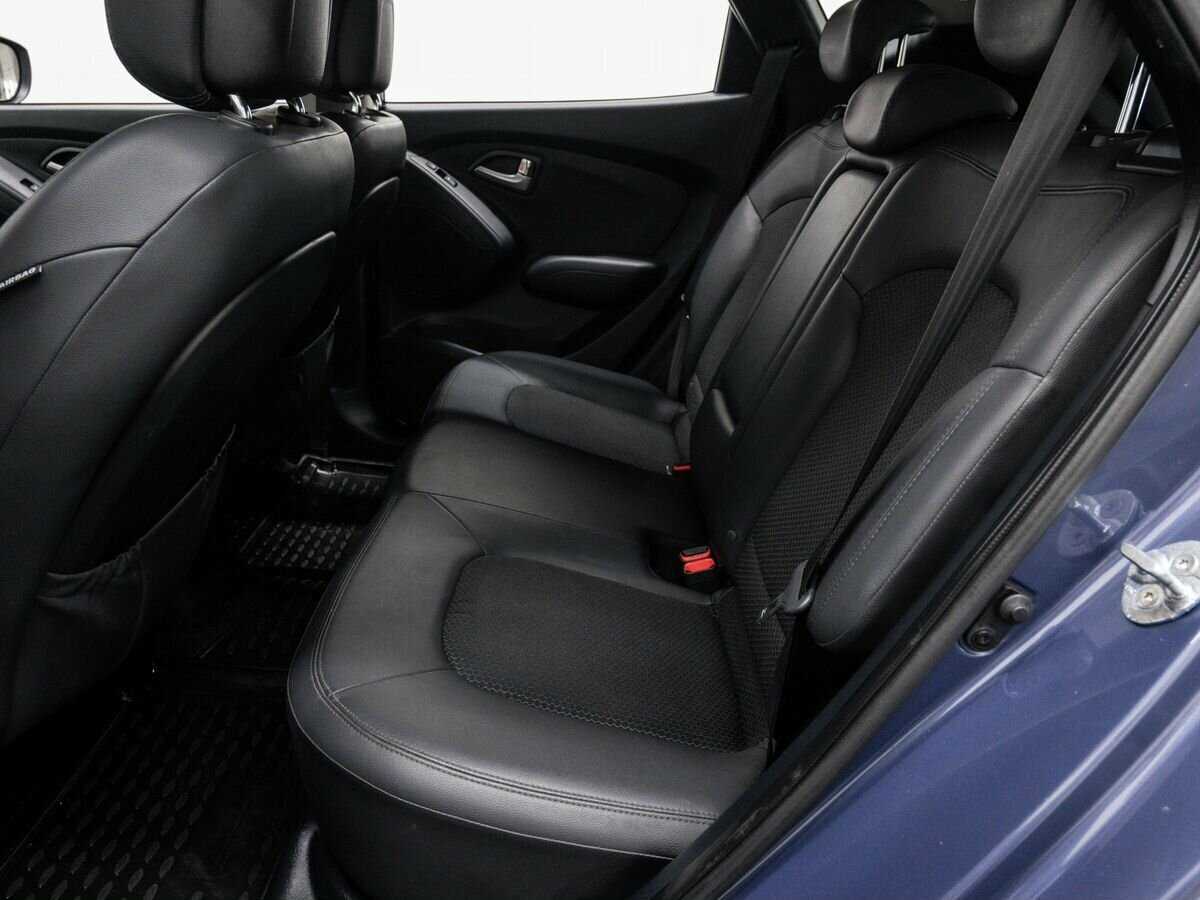 Купить Hyundai ix35 с пробегом. Фото: #10