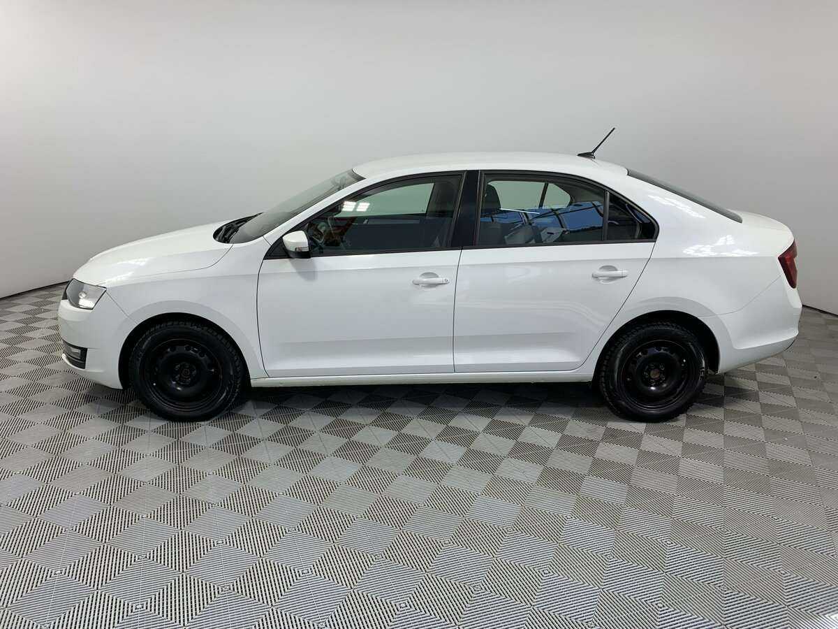 Купить Skoda Rapid с пробегом. Фото: #6