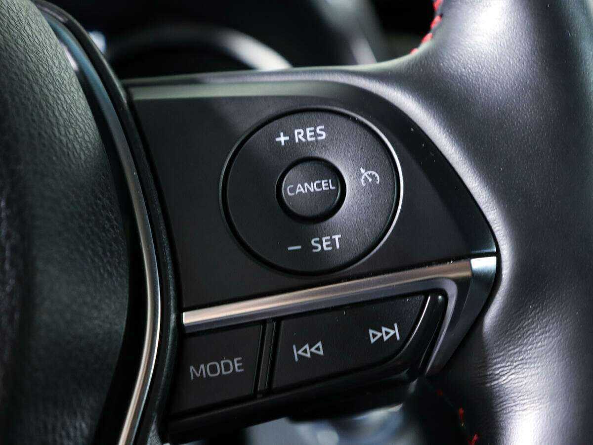 Купить Toyota Camry с пробегом. Фото: #21
