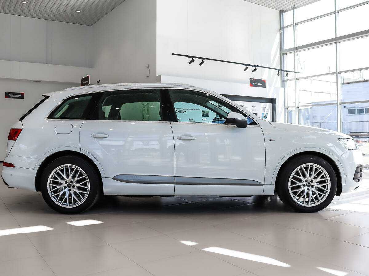 Купить Audi Q7 с пробегом. Фото: #3