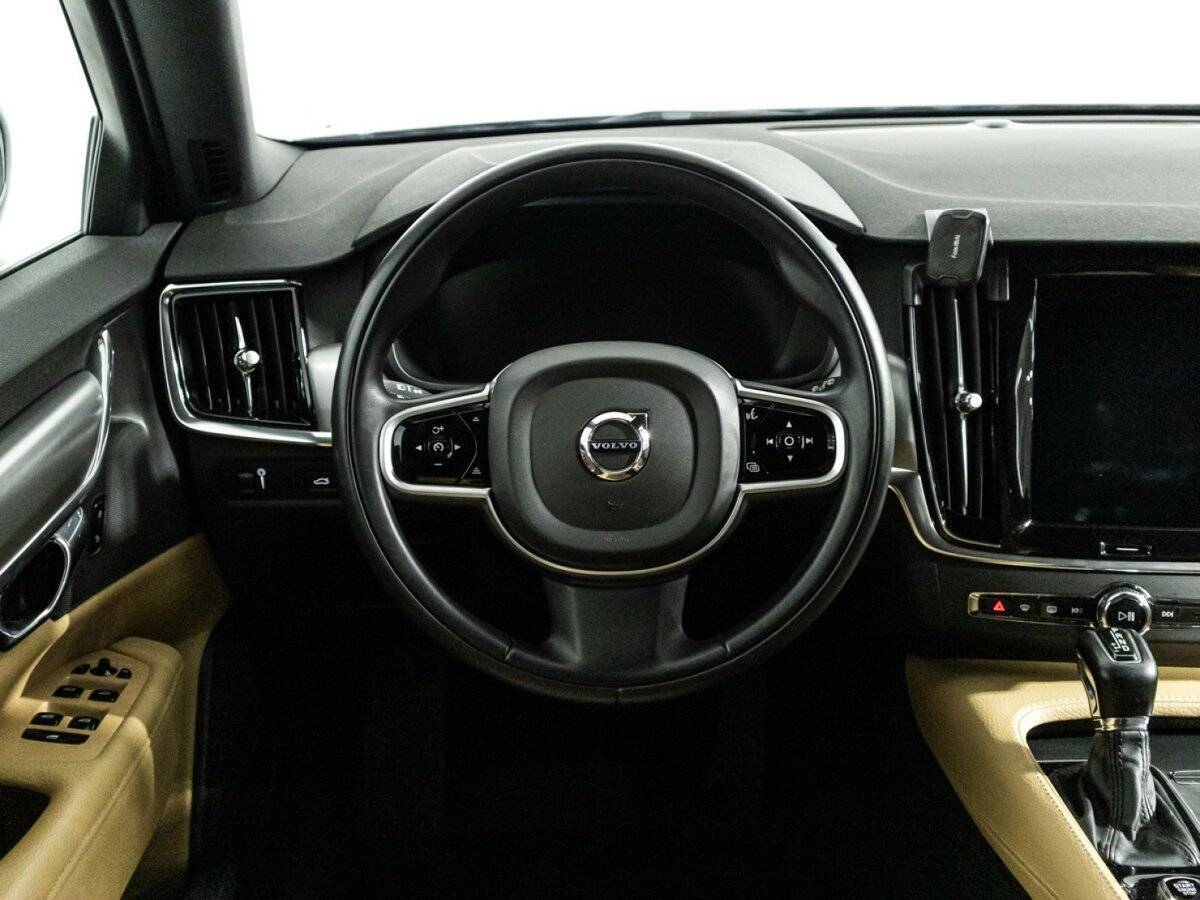 Купить Volvo V90 с пробегом. Фото: #19
