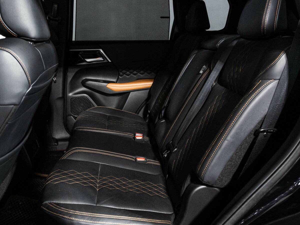 Купить Mitsubishi Outlander с пробегом. Фото: #9