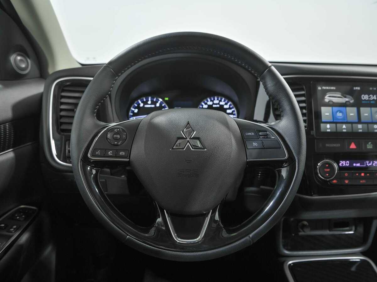 Купить Mitsubishi Outlander с пробегом. Фото: #7