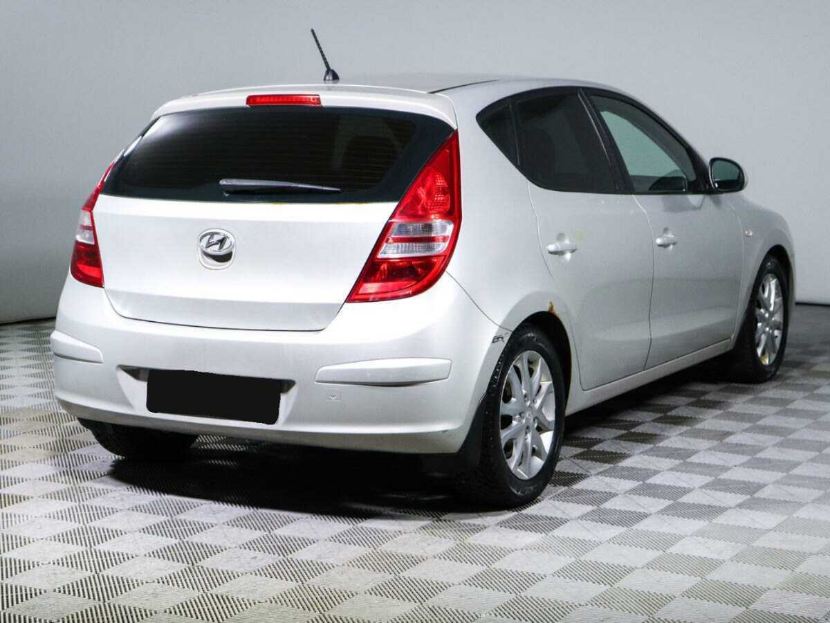 Купить Hyundai i30 с пробегом. Фото: #4