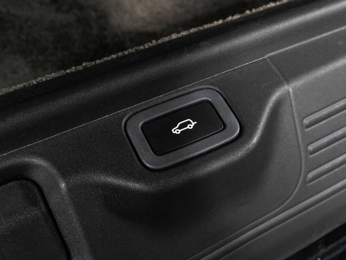 Купить Land Rover Range Rover с пробегом. Фото: #15