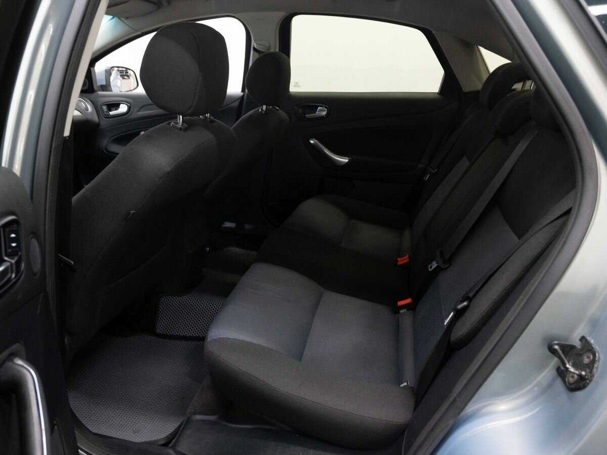 Купить Ford Mondeo с пробегом. Фото: #10