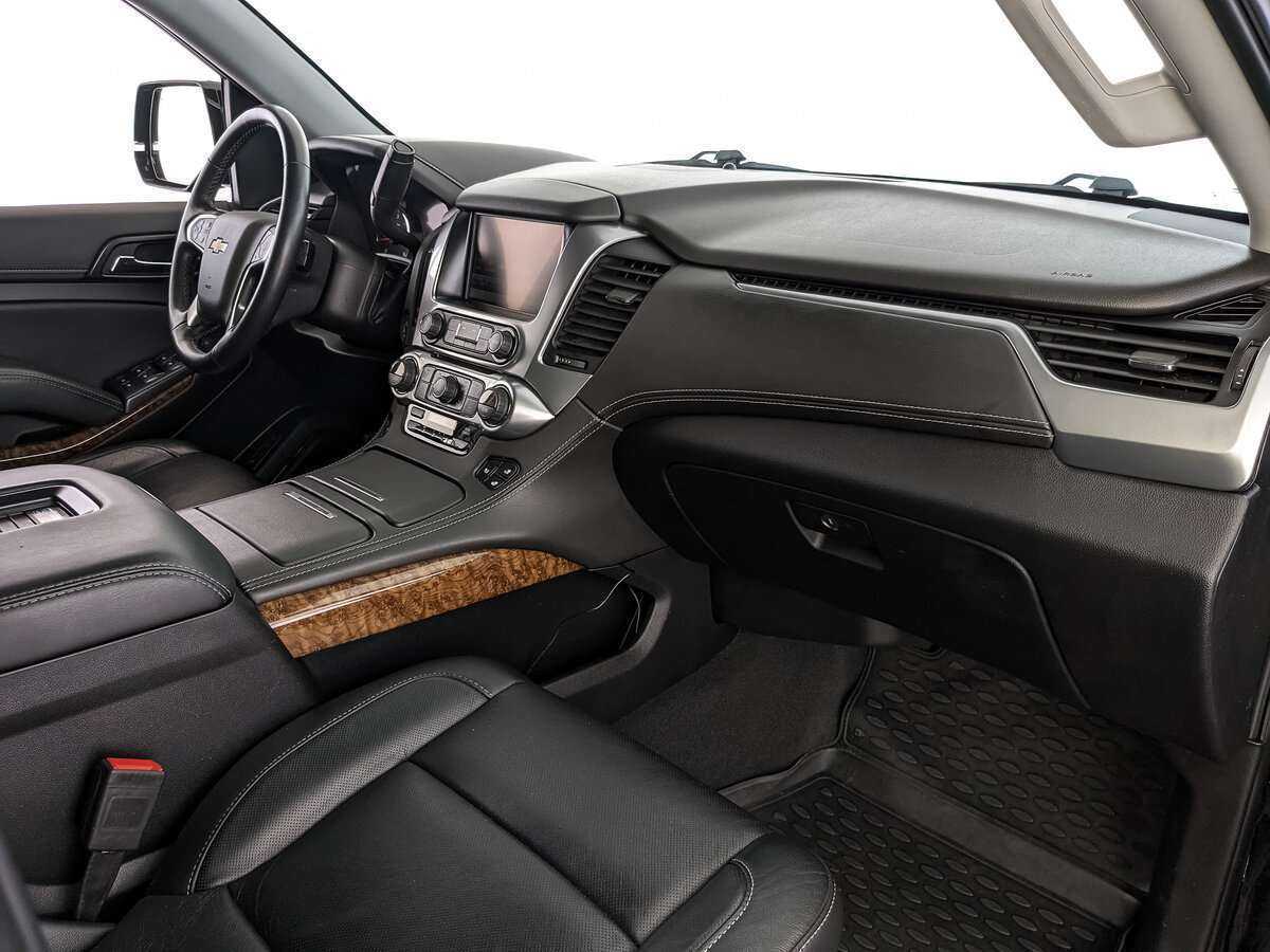 Купить Chevrolet Tahoe с пробегом. Фото: #8