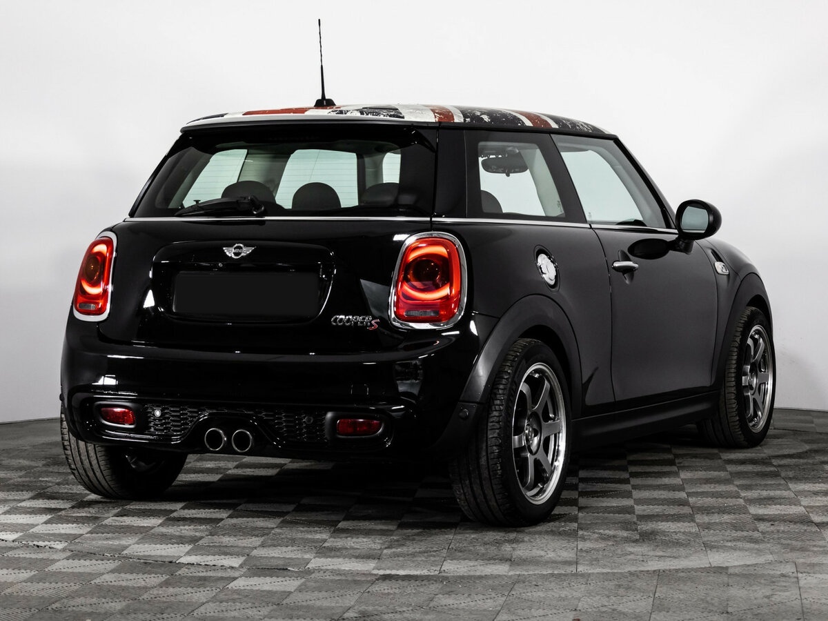 Купить Mini Hatch с пробегом. Фото: #4