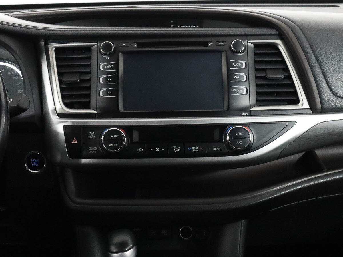 Купить Toyota Highlander с пробегом. Фото: #11