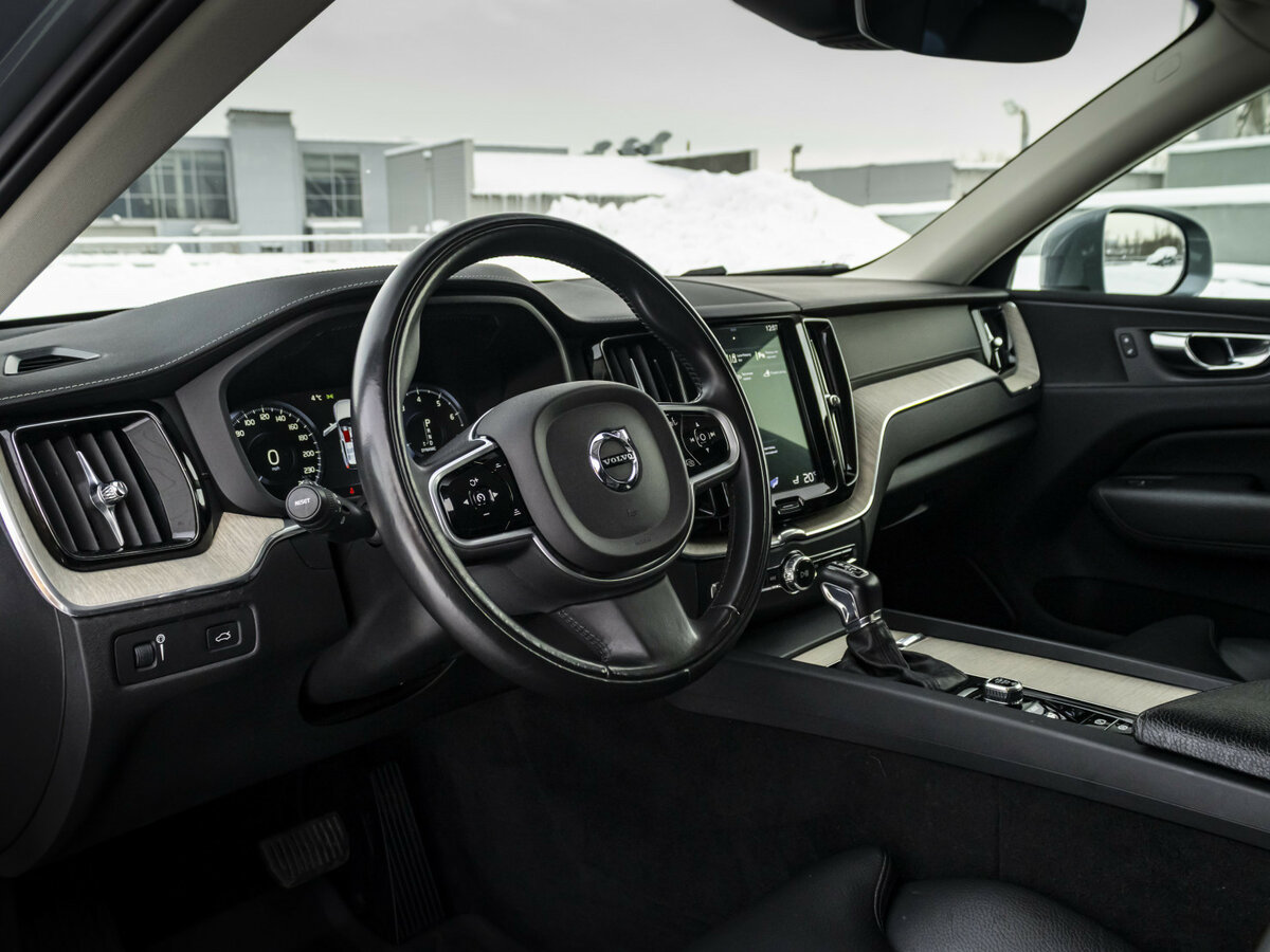 Купить Volvo XC60 с пробегом. Фото: #11
